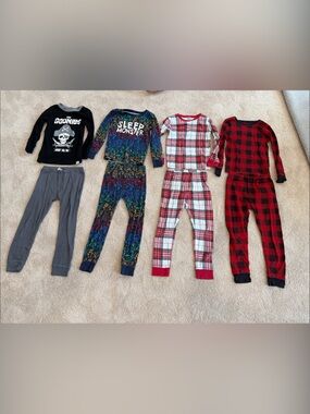 Boys Size 6 Pajamas - Pairs